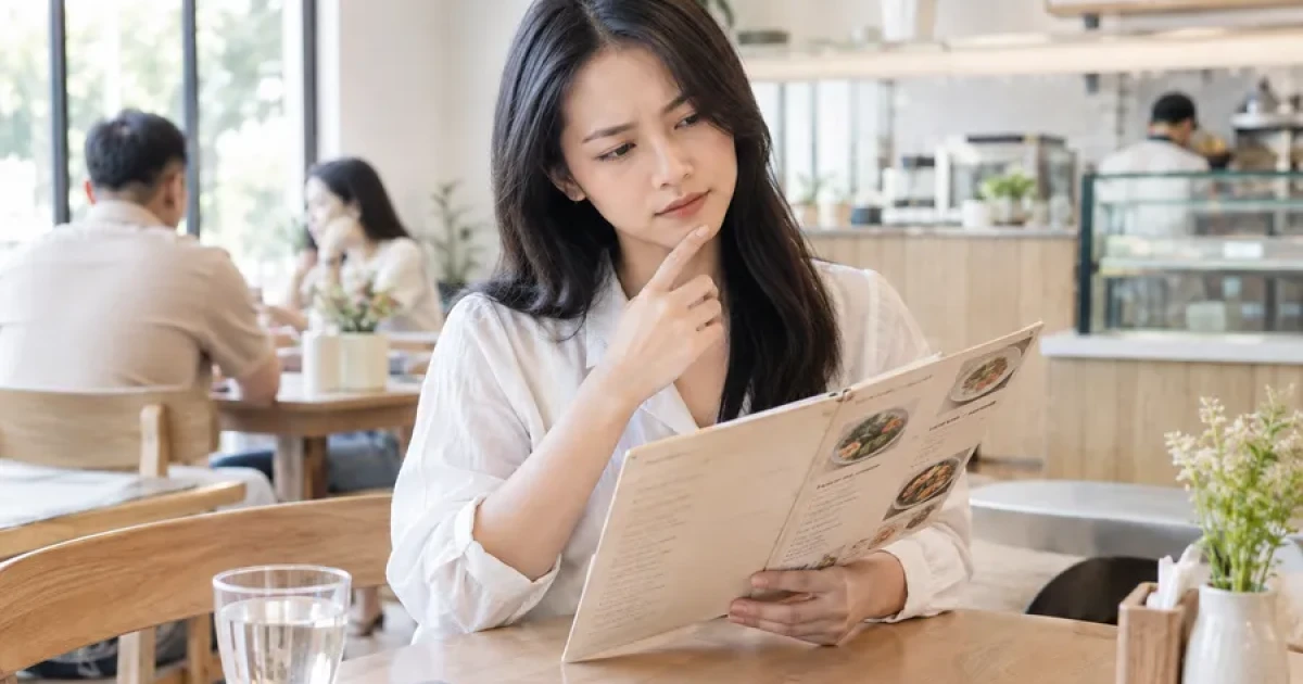Menu đẹp nhưng khách vẫn khó gọi món? 7 lỗi bố cục